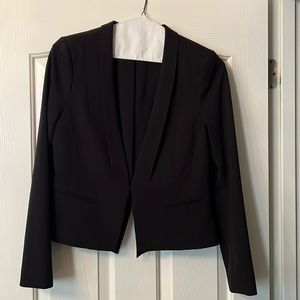Black crop blazer